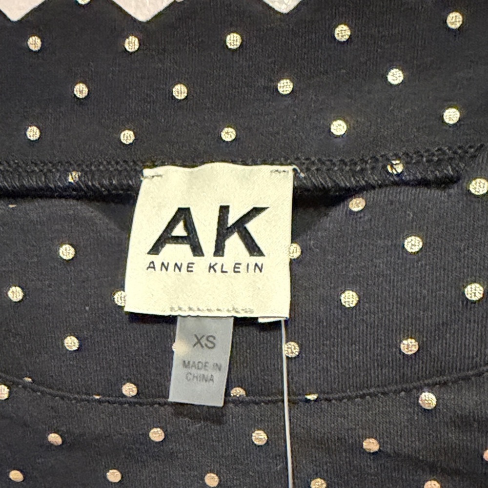 Anne Klein Black and Gold Polka Dot Short Sleeve Top - Picture 6 of 9